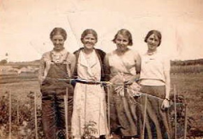 Doris May Allenet, nee Vibert, and her sisters