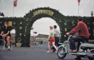An arch erected at the end of the Albert Pier