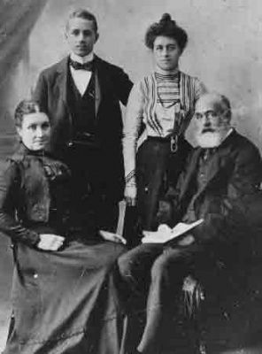 Capt Elias Deslandes and family