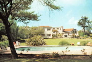 Samares Coast Hotel, 1984
