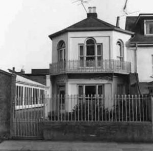 Park Lodge, Peirson Road