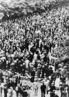 The Royal Square was crowded on 8 May for Churchill's speech