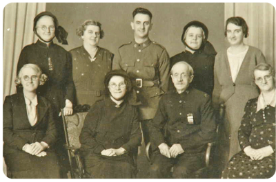 Walter Thomas Queree (1864-1940), born in Jersey, with his family in New Zealand