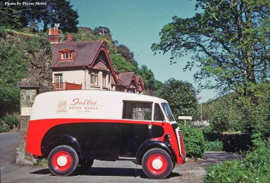 A Falle's van at Chateau Le Chaire Hotel