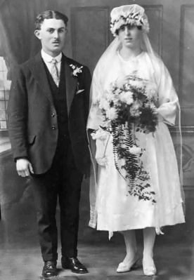 Ivy Blanche Hotton with her husband, Alfred Snowden Barette