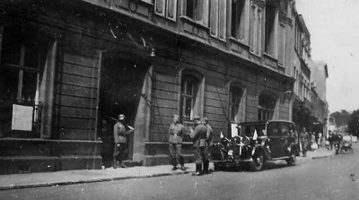 German soldiers outside the Town Hall