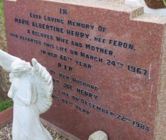 St Lawrence Parish Church cemetery