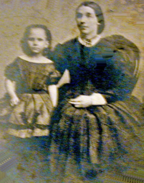 File:U19MabelMaudSingle&EstherNewbery(mum).jpg