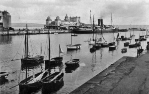 A Jersey-bound mailboat at Weymouth