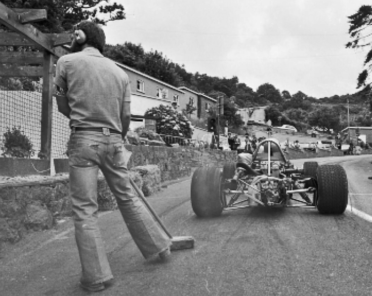 File:J25HillClimb1979b.png