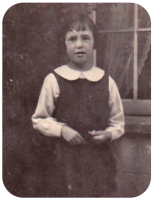 Nancy Muriel Thomas Richardson (1920-2001) c1927 at 44 Belmont Road