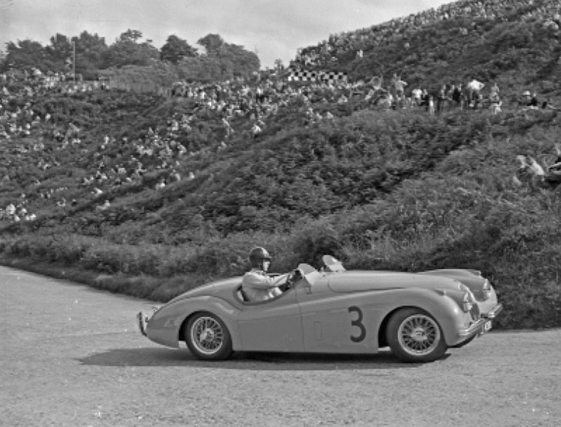 File:J25LordLouthXK120HillClimb1954.jpg