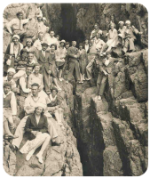 A group photograph by Joe Le Moignan in 1929