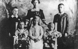 Emma Le Normand with her mother and siblings