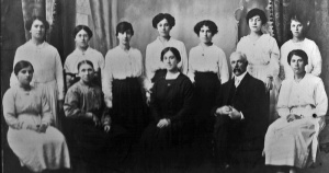 Edward and Ada Vibert and their daughters: Annie Symons, Emma Coutanche, Louisa Le Roux, Laura Ahier, Alice Pinel, Lydia Allen, Blanche Le Marquand, Clara Allo, Ada Bisson and Florence Collins. Ada was in mourning for the loss of her husband George Henry Bisson, who was killed in action in the Great War