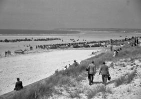 Sand racing at St Ouen's Bay