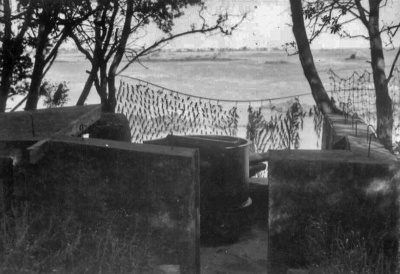 10.5cm gun at La Motte ...