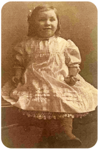 Nelly Jeanne Matthews (1914-2002)