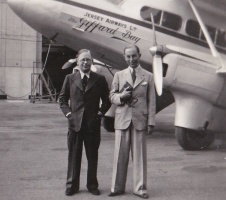 Passengers in front of Giffard Bay at Eastliegh in 1935