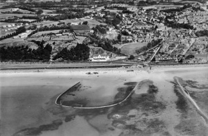 1933 aerial photograph by Aerofilms