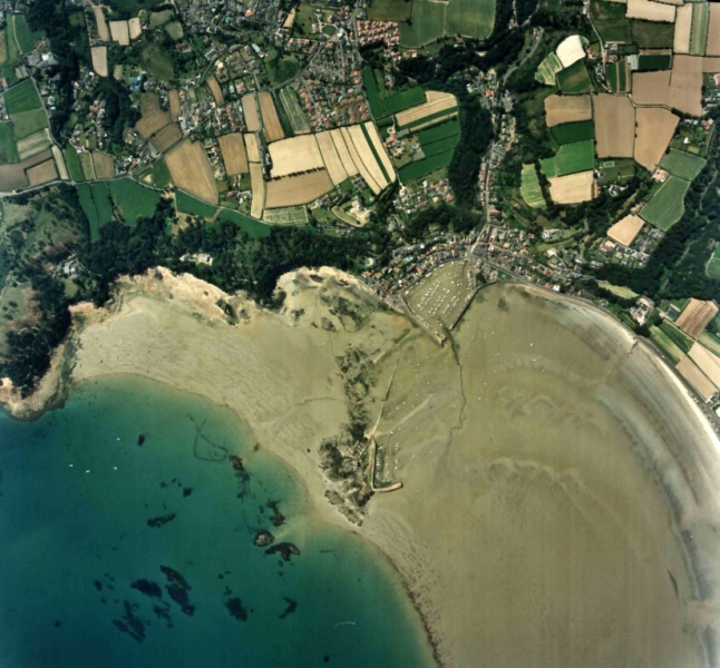 File:H23Aerial1992StAubin.jpg