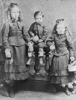 Harriet Louisa Robilliard, her sister and brother