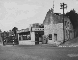 Georgetown crossroads in 1966