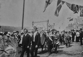 A visiting band at the Harbour in 1902