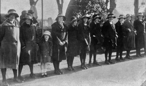 A line-up of pupils in 1925