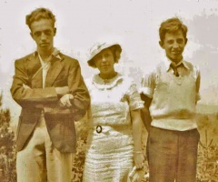 ... Margaret Grace Kirby Cox, born Jersey 1904, daughter of John Thomas Cox and Lilian Theresa Elvina, nee Fowler with her nephews Samuel Robert and Joseph Reginald, Los Angeles, 1937