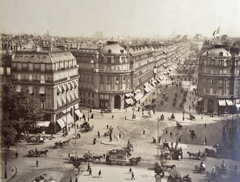 File:D18Paris1899AvenuedeL'Opera.jpg