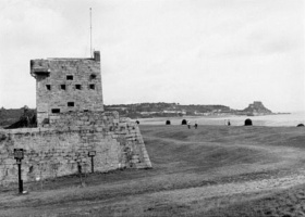 Fort William, Grouville