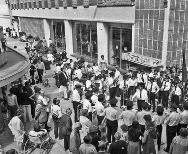 File:J25SalvationArmyKingStreet1976.png