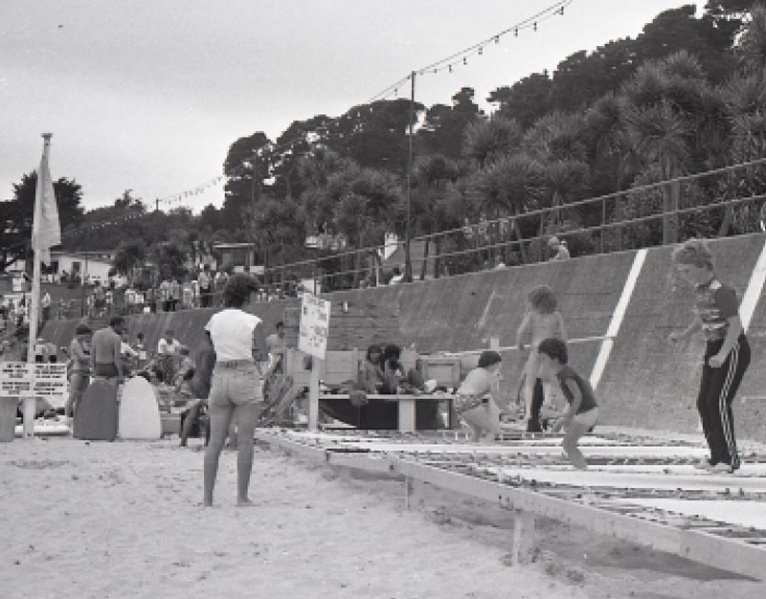 File:J25StBrelade'sBay1979b.jpg