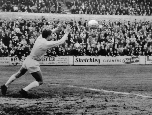 Jersey's Ian Barnes was goalkeeper for England schoolboys against Scotland at Mansfield in 1968 - Pictures La Société Jersiaise archive