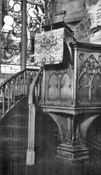 File:StMartinChPulpit.jpg