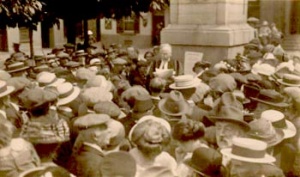 The Viscount, Mr R R Lempriere, reads the proclamation of the declaration of war, in the Royal Square