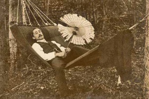 Oswald relaxing in 1904