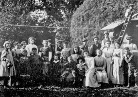 Threshing was a major community event in 1925