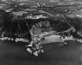 1951 aerial photograph by Aerofilms