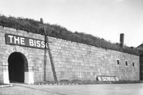 The Fort was still owned by the Army at the time but had not been used for military purposes for some years. After the outbreak of the Second World War the last duty of the Royal Militia of the Island of Jersey was to garrison the fort from 2 September 1939 to June 1940, when its members left to serve in the Army. We have not been able to establish which Bisson family ran the camps