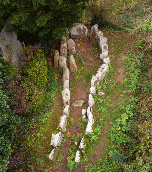 File:F24BrookesMontUbeDolmen.png