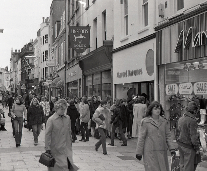 File:J24KingStreetDecember1980.png