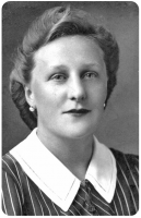 Lilian Amy Dorey (1919-2007) daughter of John Amy Dorey and Lillian Mary, nee Baudains (1886- )