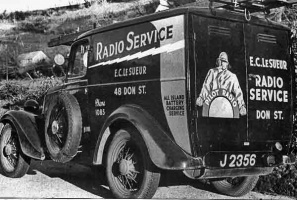 Le Sueur's radio shop in the 1930s