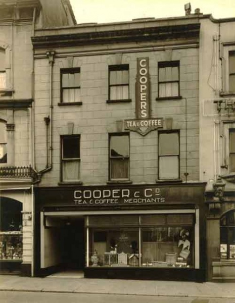 File:Coopers47HalkettPlace.jpg