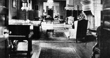 The grande salle in the manor house