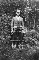 Wilfred, Dorothy and Florence Cooke