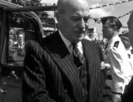 The Lieut-Governor, Sir Gresham Nicholson, arrives