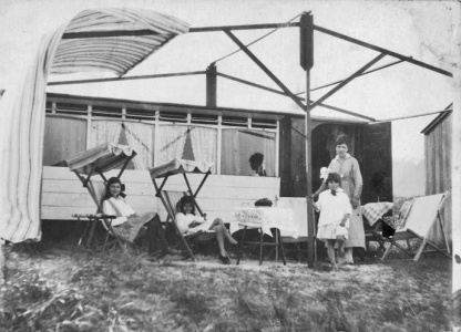 A coastal bungalow, formerly a railway carriage